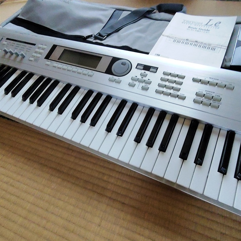KORG TRITON Le 61の画像